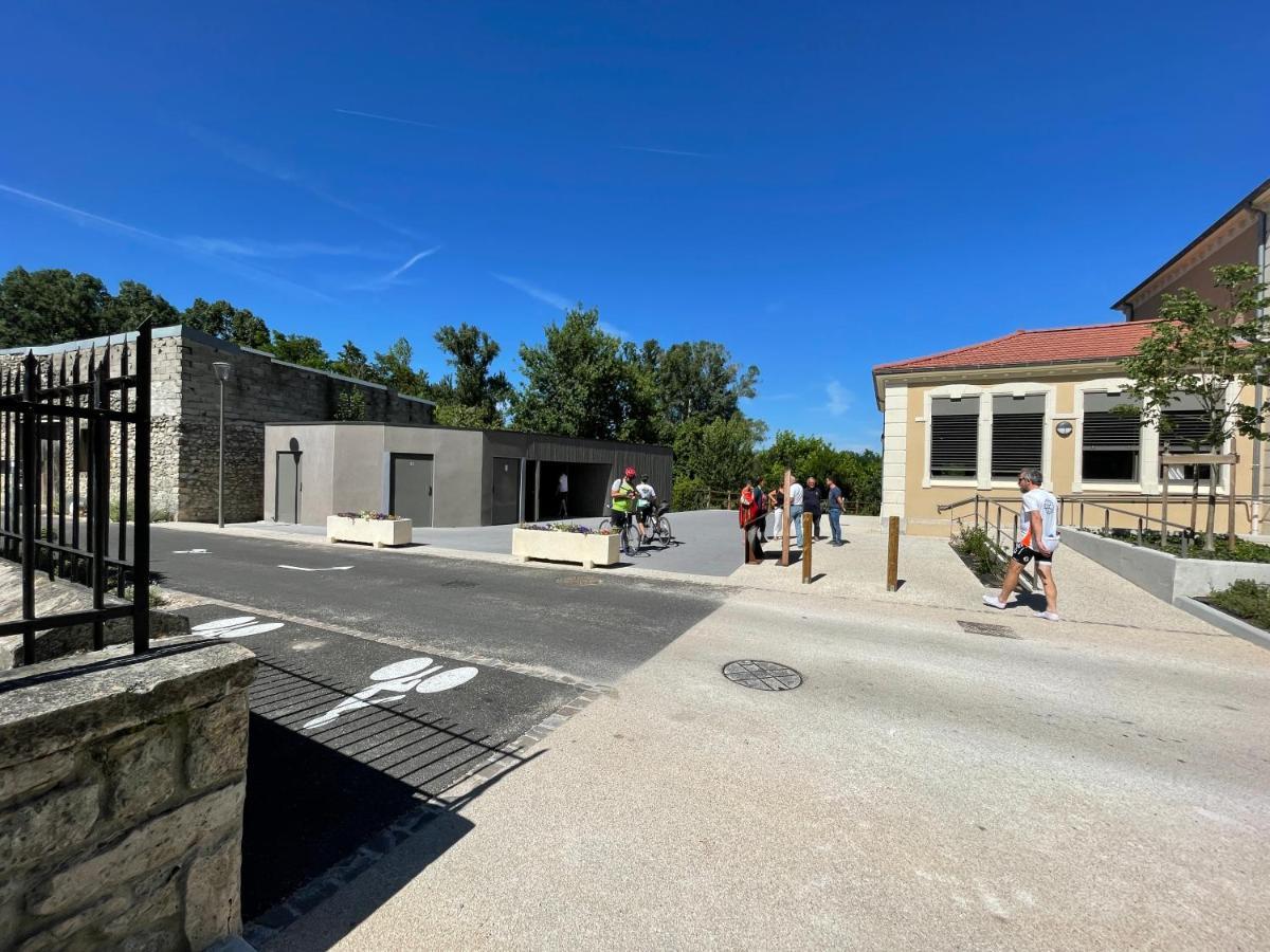 Le Preau De Baix Hotel Exterior photo