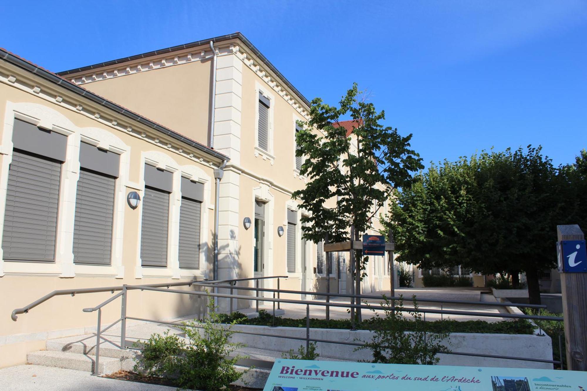 Le Preau De Baix Hotel Exterior photo
